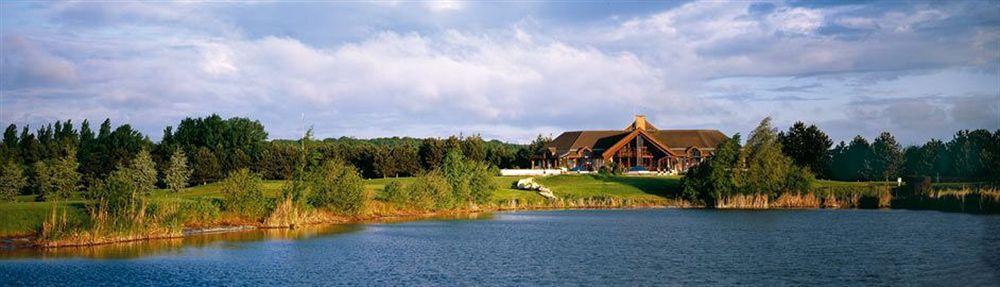 Golf Hotel De Mont Griffon Luzarches Kültér fotó